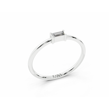 Ring with a Baget diamond 0.08ct