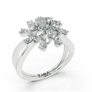 Ring with a central 0.20ct Princess Cut diamond, 0.41ct Pear Cut diamonds and 0.30ct Marquise Cut diamonds
