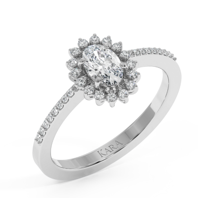 Engagement ring with central diamond of 0.36 ct and side diamonds of 0.12 ct