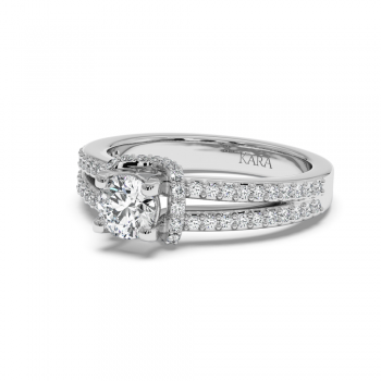 Engagement ring with central diamond of 0.60 ct and side diamonds of 0.36 ct