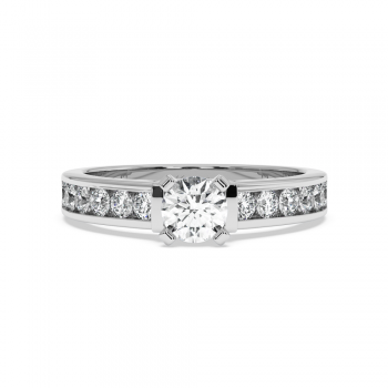 Engagement ring with central diamond of 0.53 ct and side diamonds of 0.55 ct