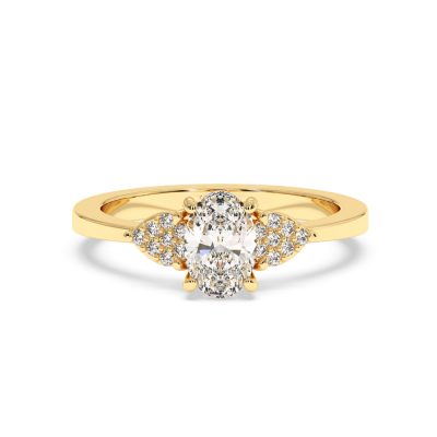 Engagement ring with 0.71 ct oval center diamond and 0.08 ct side diamonds
