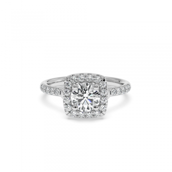 Engagement ring with 1.00 ct center diamond and 0.54 ct side diamonds