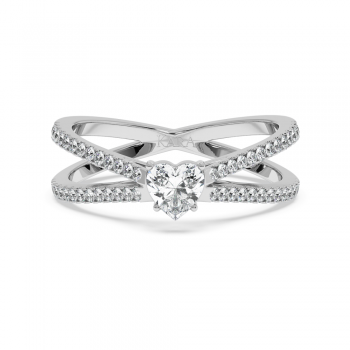 Engagement ring with 0.30 ct Heart diamond and 0.37 ct side diamonds
