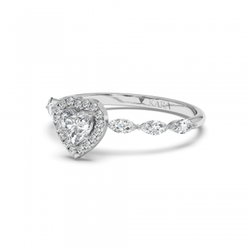 Engagement ring with Heart diamond of 0.30 ct and Marquise side diamonds of 0.21 ct and round diamonds of 0.06 ct