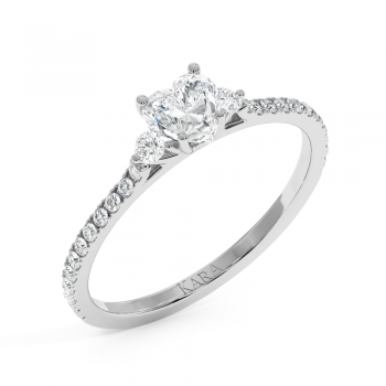 Engagement ring with Heart diamond of 0.50 ct and side diamonds of 0.23 ct