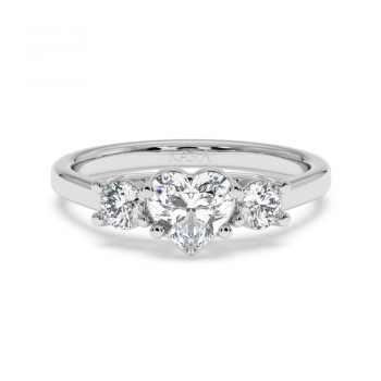 Engagement ring with Heart diamond of 0.70 ct and side diamonds of 0.27 ct