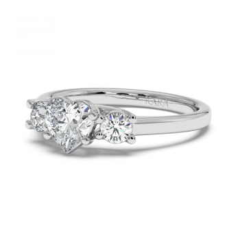 Engagement ring with Heart diamond of 0.70 ct and side diamonds of 0.27 ct