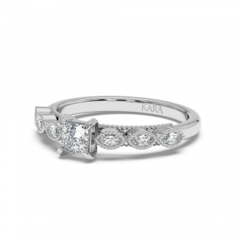 Engagement ring with 0.30 ct Princess diamond and 0.13 ct side diamonds