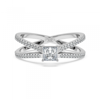 Engagement ring with 0.30 ct Princess diamond and 0.37 ct side diamonds