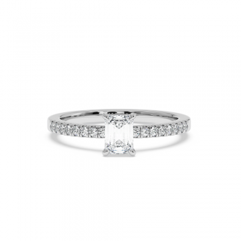 Engagement ring with 0.50 ct center diamond and 0.08 ct side diamonds