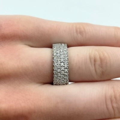 Eternity ring with 2.18 ct diamonds