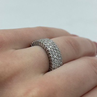 Eternity ring with 2.18 ct diamonds