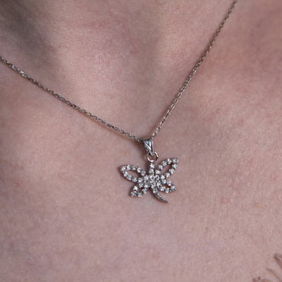 0.38 ct diamond pendant