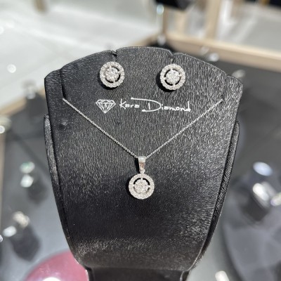 0.71 ct Diamond Jewelry Set