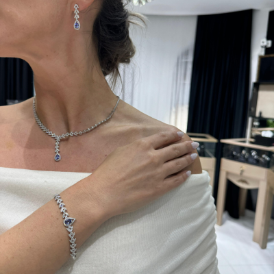 Jewelry Set with 5.86 ct Diamonds and 2.38 ct Tanzanite