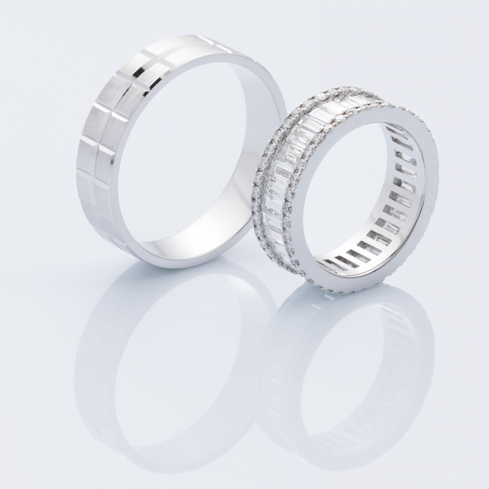 Wedding rings with 1.23 ct baget diamonds and 0.45 ct round diamonds