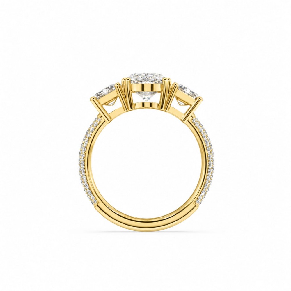 Inel cu Diamant central oval de 2.05 ct, Diamante emerald de 1.41 si Diamante rotunde de 0.26 ct