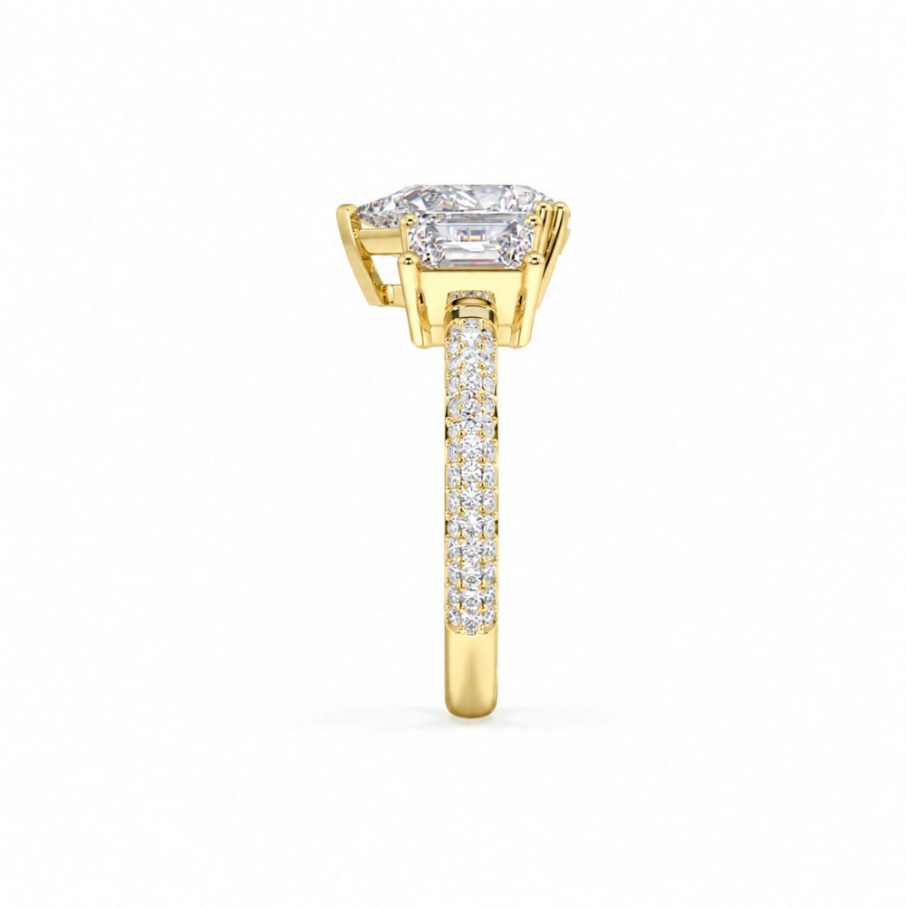 Inel cu Diamant central pear de 1.98 ct, Diamante emerald de 1.41 si Diamante rotunde de 0.26 ct