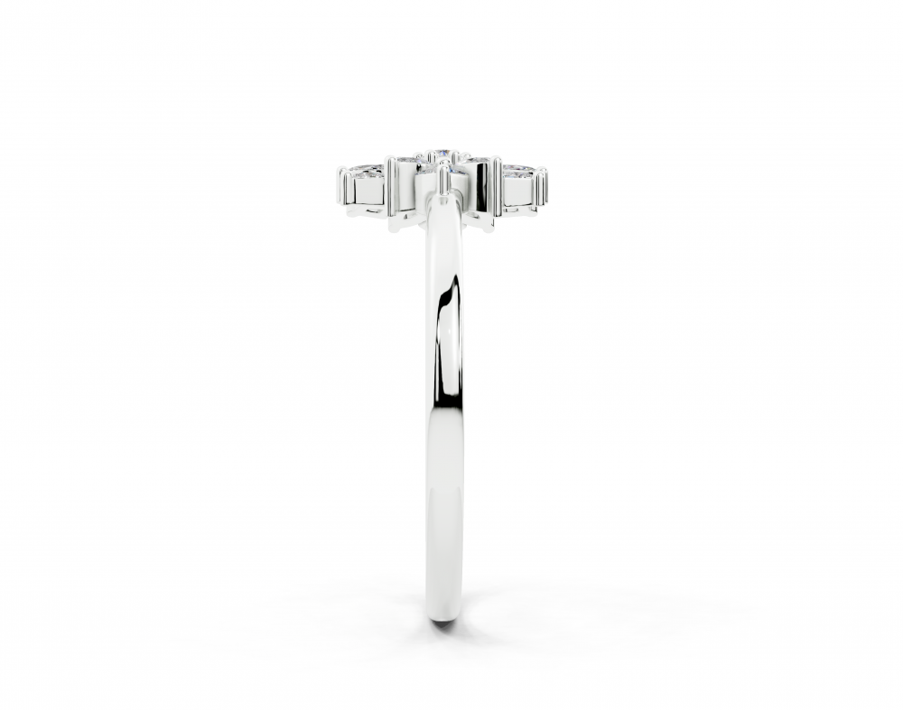 Inel cu diamante Marquise Cut de 0.13ct, diamante Princess Cut de 0.13ct si un diamant rotund de 0.01ct