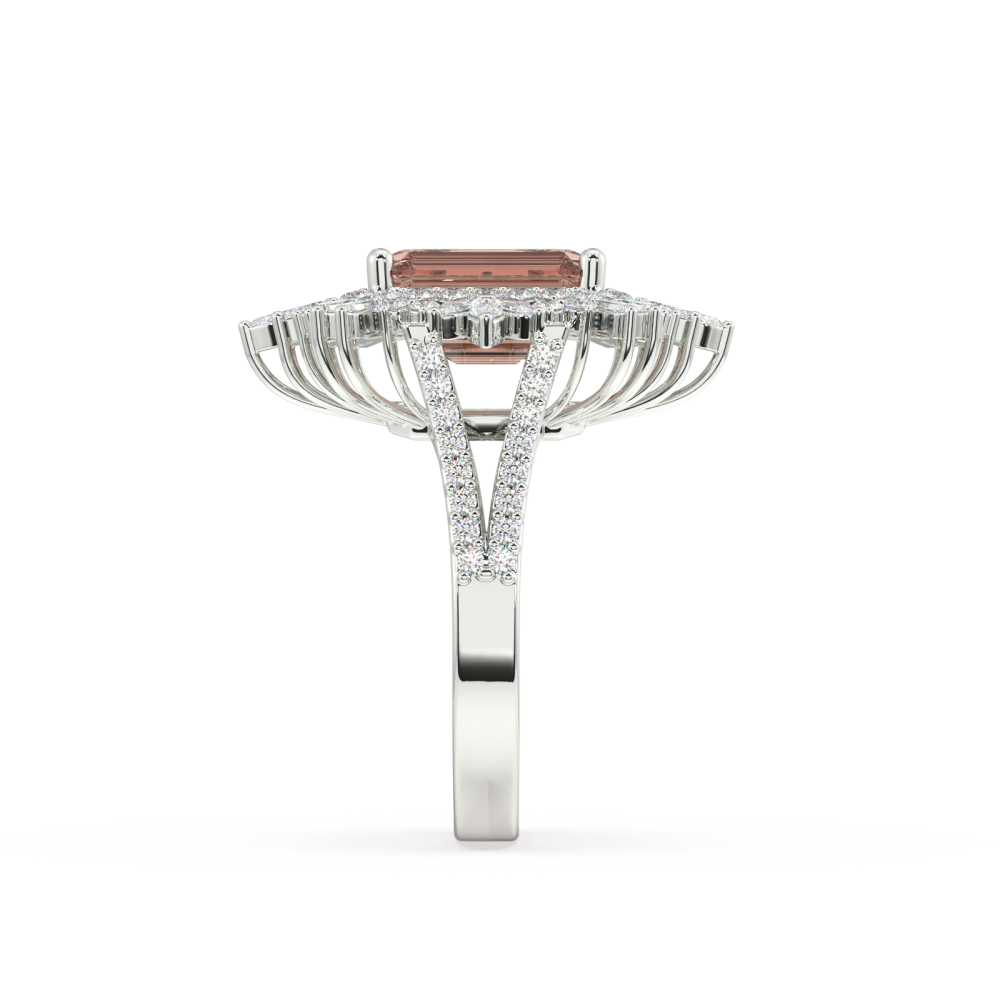 Inel cu Morganite Central Emerald Cut de 3.90ct, Diamante Rotunde de 0.64ct, Diamante Marquise Cut de 0.27ct si Diamante Baget de 0.17ct