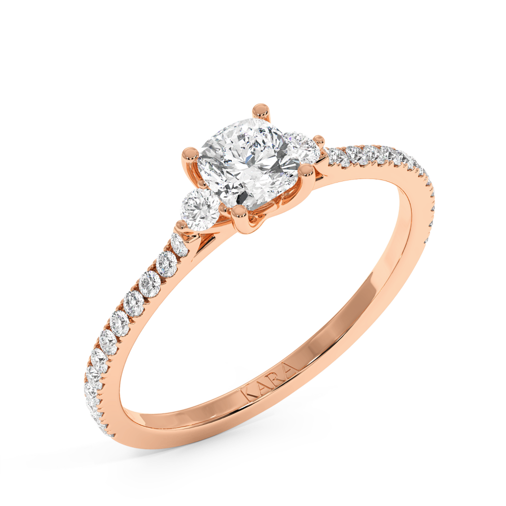 Inel de logodna cu Diamant Cushion de 0.50 ct si diamante laterale de 0.23 ct