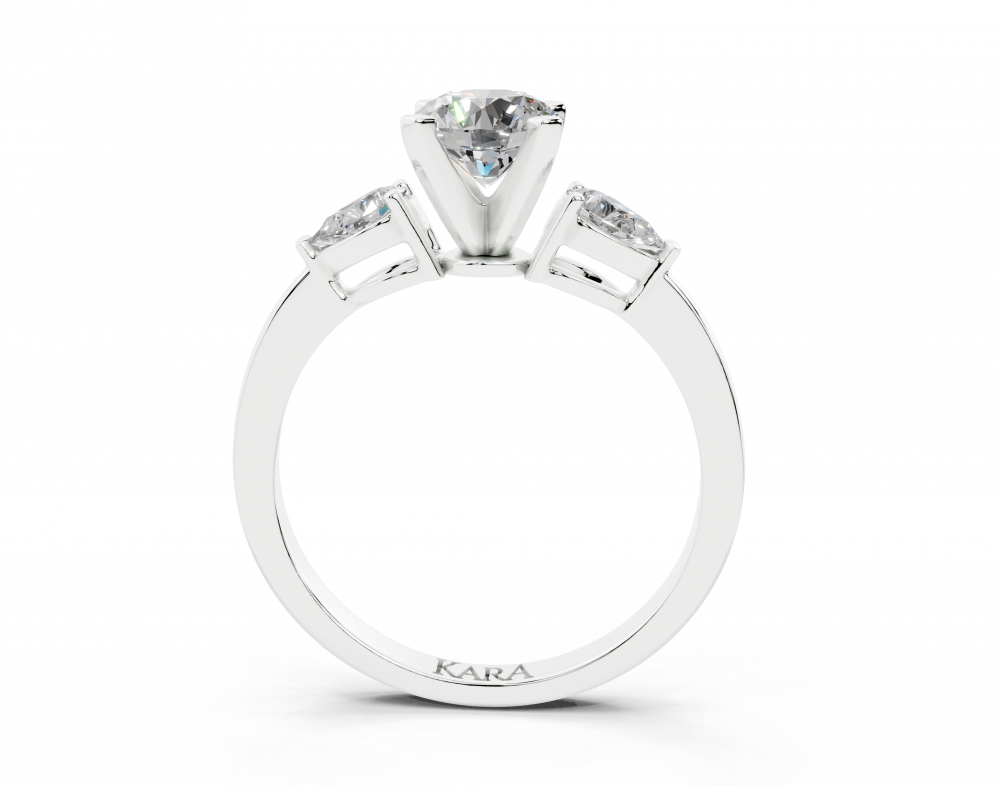 Inel de logodna cu diamant central rotund de 0.73ct si diamante laterale Pear Cut de 0.28ct