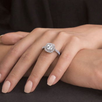 Inel cu Diamant central de 1.04 ct si diamante laterale de 0.30