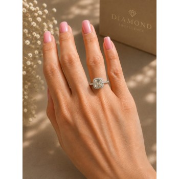 Inel cu Diamant Central de 1.50 ct si Diamante Laterale de 0.26ct