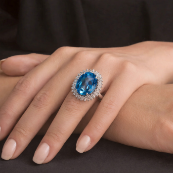 Inel cu diamante de 0.63 ct si Blue Topaz de 9.89 ct