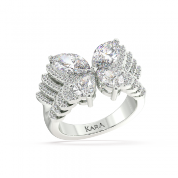 Inel cu Diamante Marquise de 1.43 ct, Diamante rotunde de 0.27 ct ct si Diamante pear de 0.81 ct