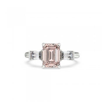 Inel cu Morganite Central Emerald Cut de 6.97ct si doua Diamante Laterale Emerald Cut de 0.50ct
