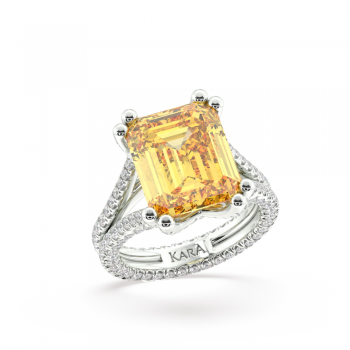 Inel cu Yellow Citrine Central Emerald Cut de 8ct si Diamante Laterale Rotunde de 2.03ct
