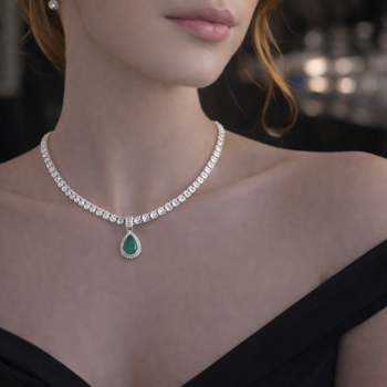 Pandantiv Charm cu Diamante de 0.61 ct si Smarald de 1.41 ct