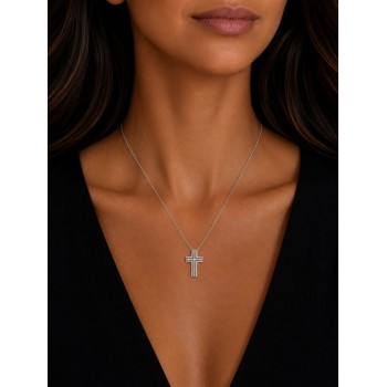 Pandantiv cruciulita cu diamante de 0.22 ct